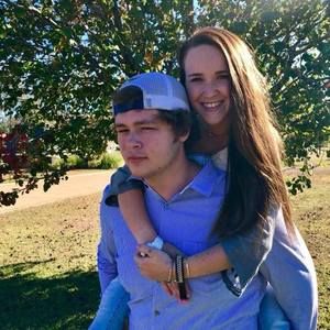 Meet your Posher, Madison